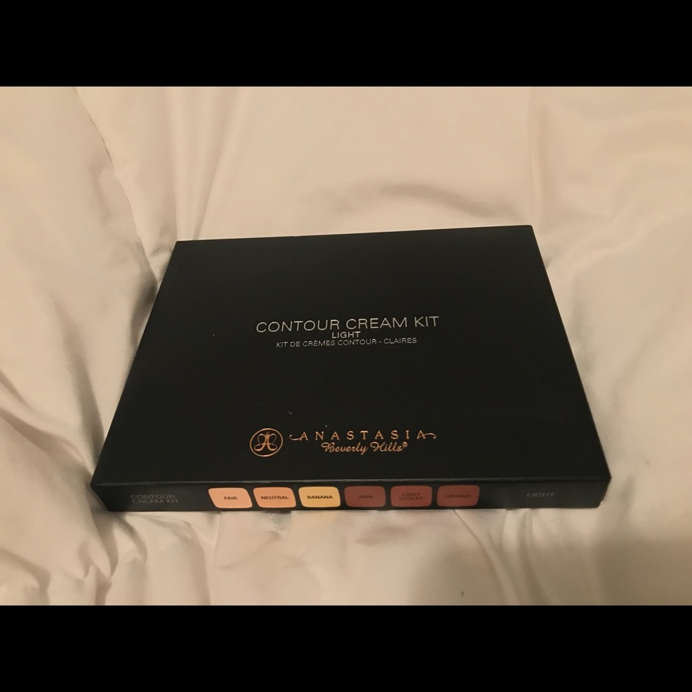 TRADE Anastasia Beverly Hills Contour Cream Kit